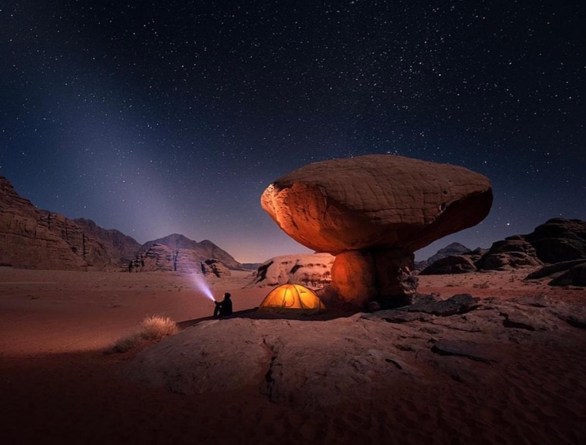 Rum Maria Luxury Camp & Bubble Rooms Wadi Rum Exteriör bild
